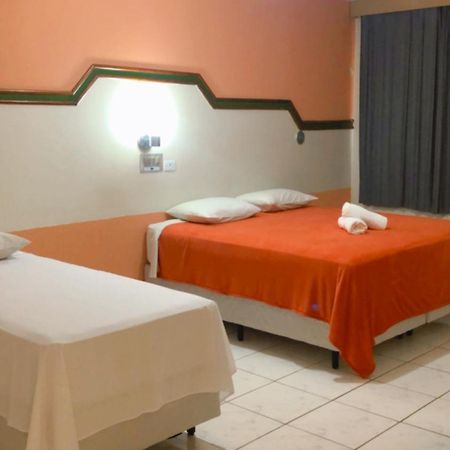 Hotel Vale Dos Ipes Foz do Iguaçu Zewnętrze zdjęcie